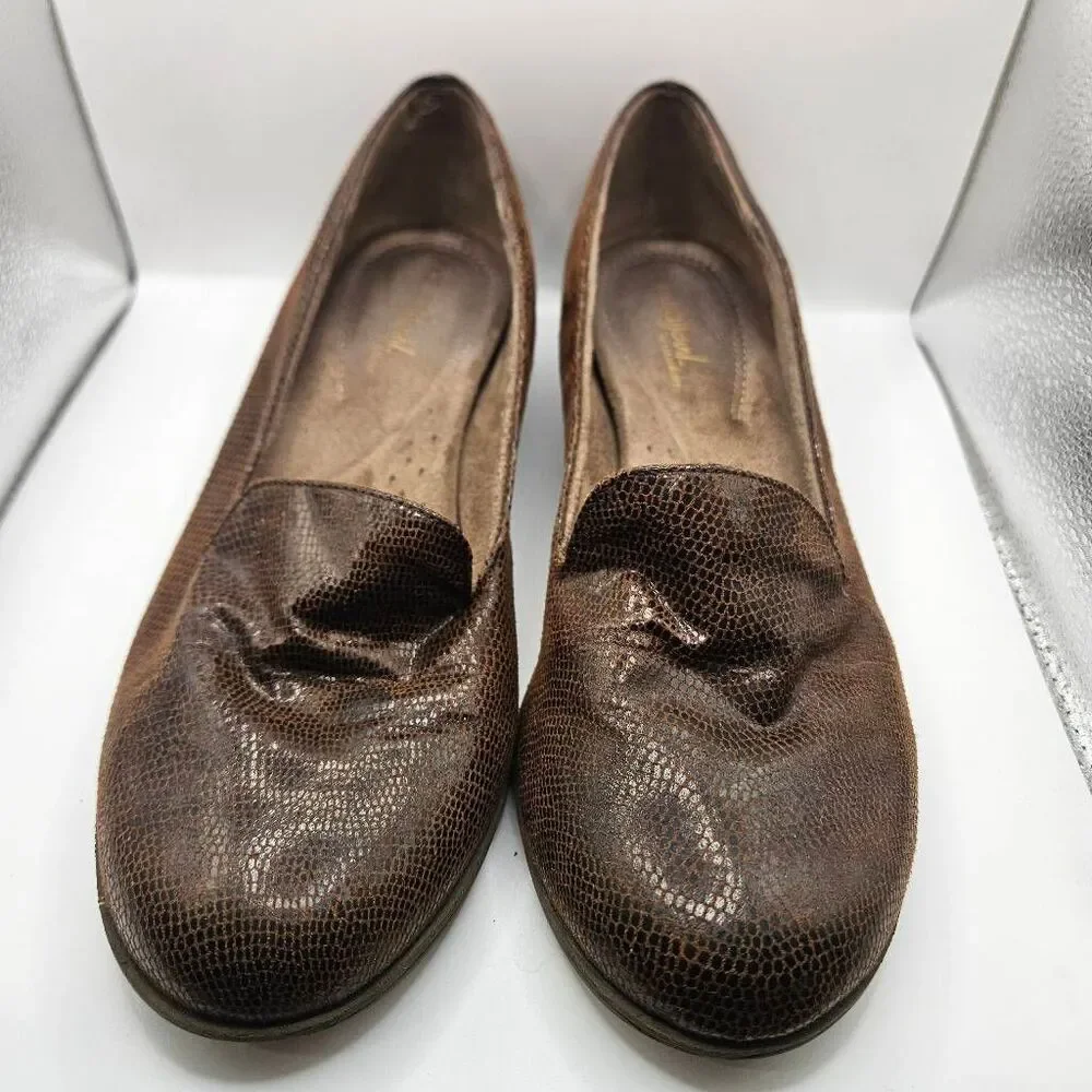 NATURAL SOUL by Naturalizer Black Slip On Reptile Pattern Loafers Sz.9